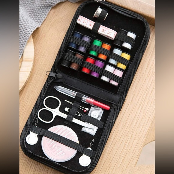 Other - Compact sewing kit